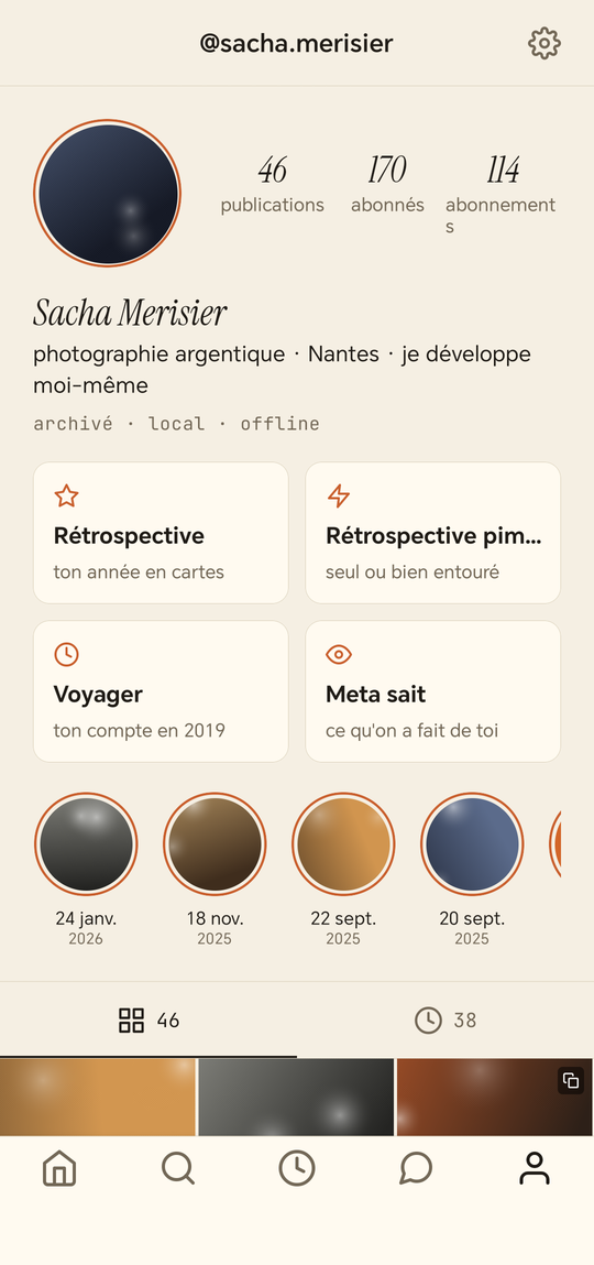 L'écran de profil d'Argentique : publications, abonnés, et l'accès aux quatre fonctionnalités.